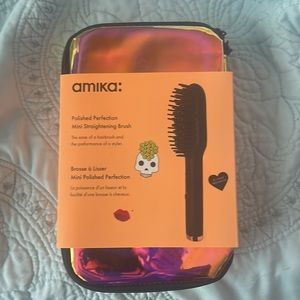 Amika Polished Perfection Mini Straightening Brush